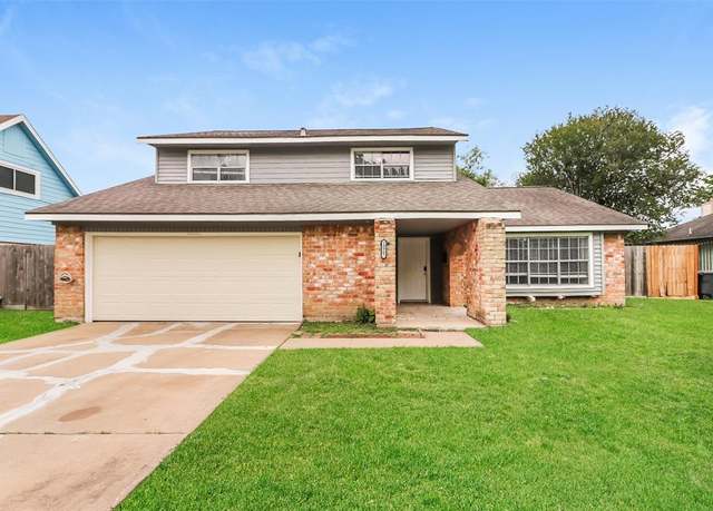 Property at 10907 Sageburrow Dr, Houston, TX 77089, 4 beds, 2.5 baths