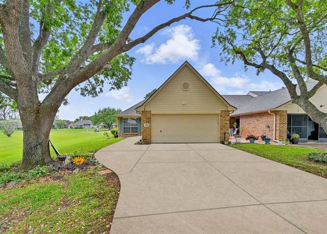 Property at 3638 Teakwood Ln Dr, Pearland, TX 77584, 2 beds, 2 baths