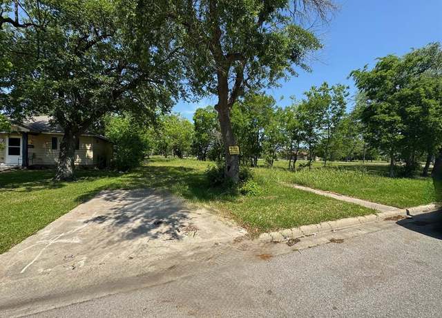 Property at 530 El Paso Ave, Port Arthur, TX 77640