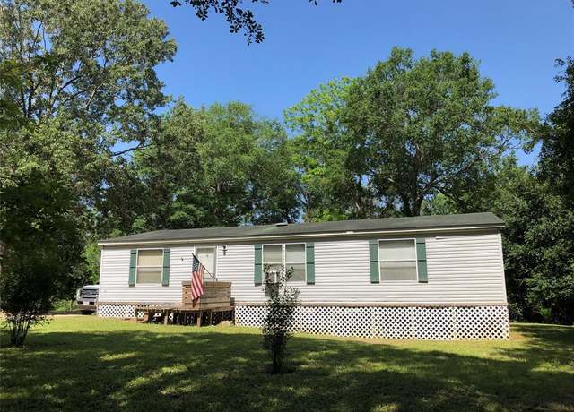 Property at 615 Wallisville Rd, Liberty, TX 77575, 3 beds, 2 baths