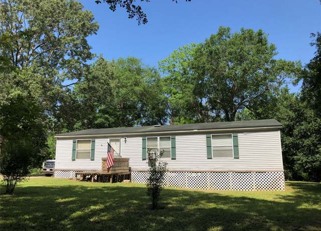 Property at 615 Wallisville Rd, Liberty, TX 77575, 3 beds, 2 baths