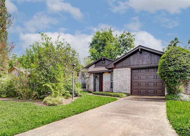 Property at 4543 Fallen Oaks Dr, Houston, TX 77091, 3 beds, 1 bath