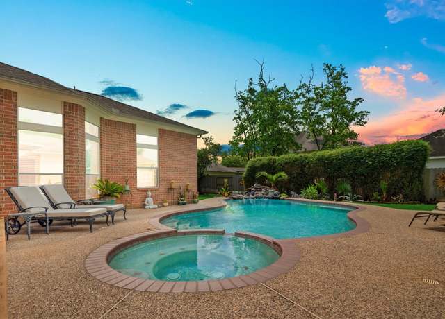 Property at 9614 Oconnor Ln, Missouri City, TX 77459, 4 beds, 3 baths