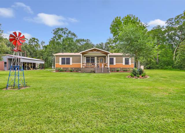 Property at 81A E Pine Dr, Huffman, TX 77336, 4 beds, 2 baths