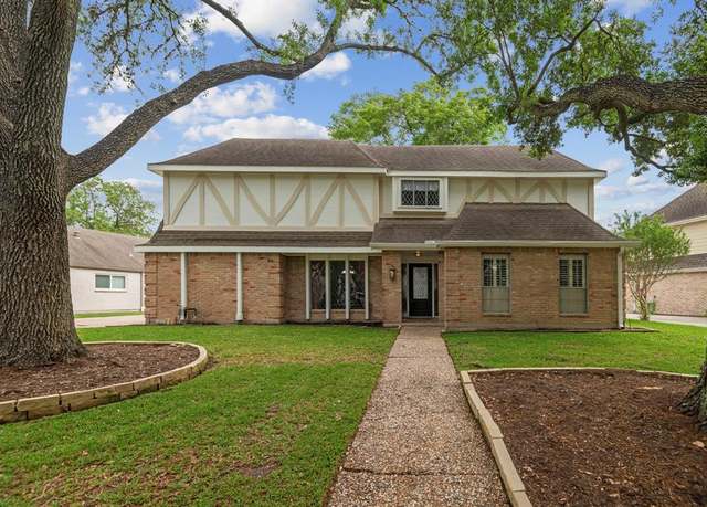 Property at 11814 Drexelbrook Dr, Houston, TX 77077, 4 beds, 3.5 baths