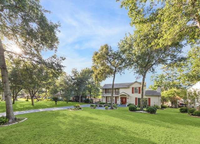 Property at 718 Garden Oaks Blvd, Houston, TX 77018, 3 beds, 2.5 baths