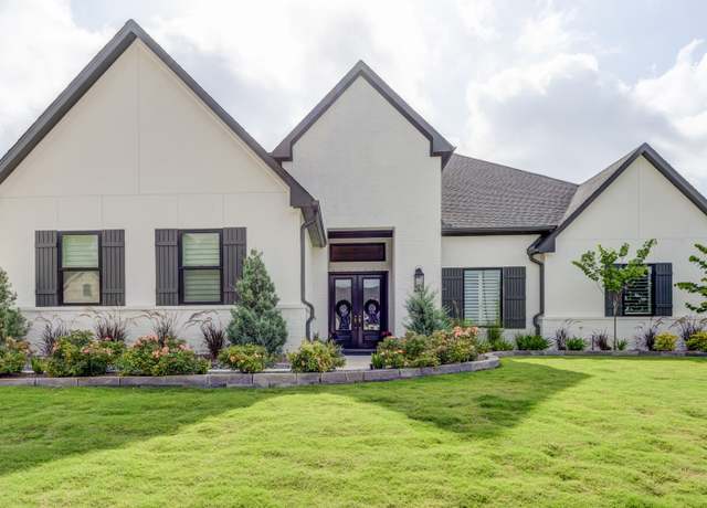Property at 9776 Greenridge View Dr, Willis, TX 77318, 3 beds, 3.5 baths