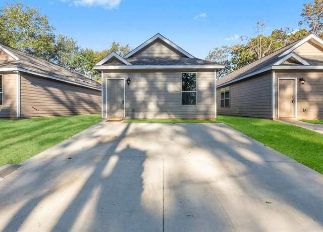 Property at 11631 Vistawood, Willis, TX 77318, 3 beds, 2 baths