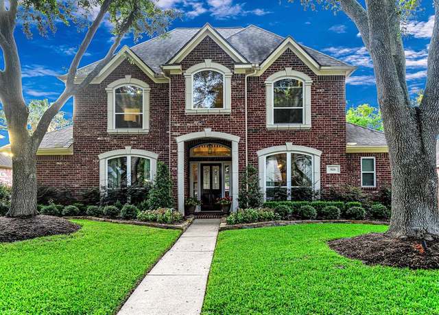 Property at 926 Burchton Dr, Sugar Land, TX 77479, 4 beds, 3.5 baths