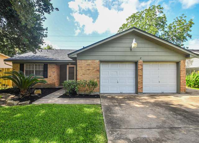 Property at 1807 Cypress Dr, Richmond, TX 77469, 3 beds, 2 baths