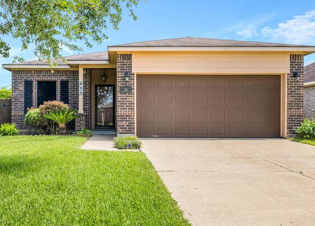Property at 814 Mills Creek Ln, La Marque, TX 77568, 3 beds, 2 baths