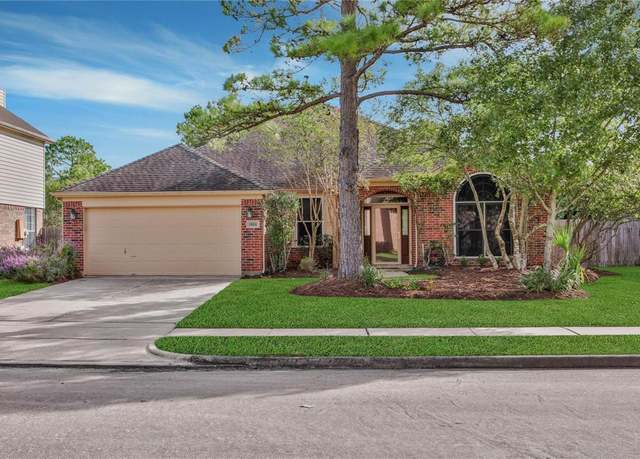 Property at 13611 Midfield Glen Ct, Houston, TX 77059, 4 beds, 2 baths