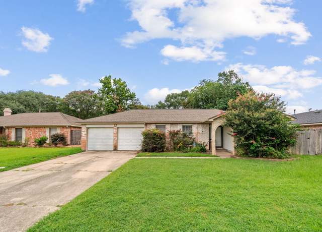 Property at 4714 Broken Elm Dr, Spring, TX 77388, 3 beds, 2 baths