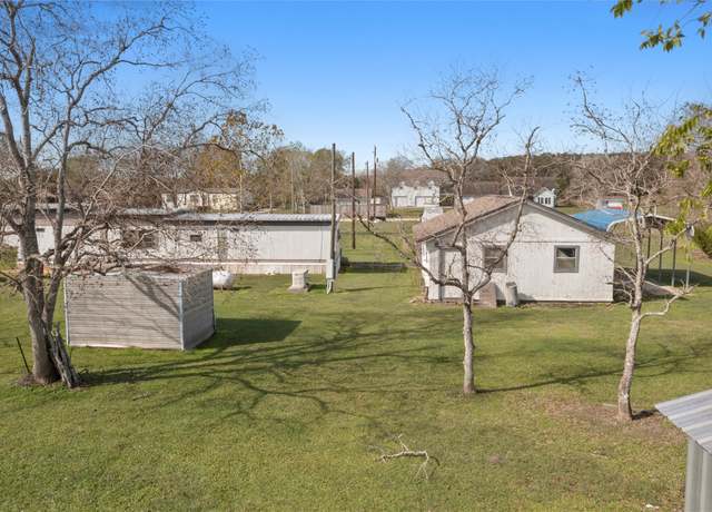 Property at 2993 Schroeder Ln, Alvin, TX 77511, 3 beds, 2 baths