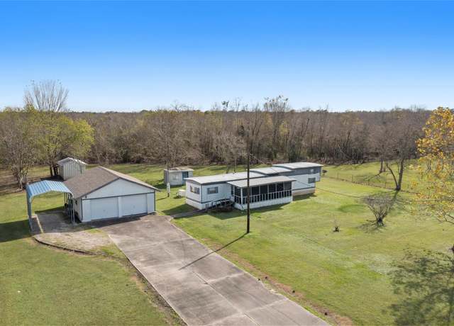 Property at 2993 Schroeder Ln, Alvin, TX 77511, 3 beds, 2 baths