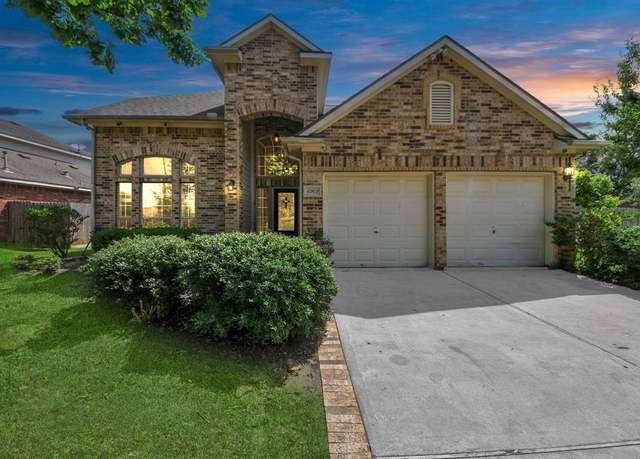 Property at 6902 Sterling Meadow Dr, Katy, TX 77449, 3 beds, 2.5 baths