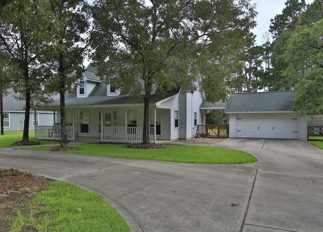 Property at 22811 Bramblevine Dr, Magnolia, TX 77355, 3 beds, 2.5 baths