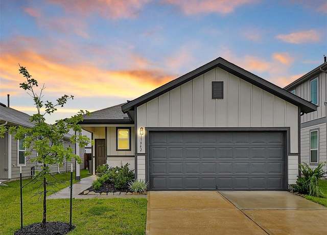 Property at 17942 Plow Beam Dr, Hockley, TX 77447, 3 beds, 2 baths