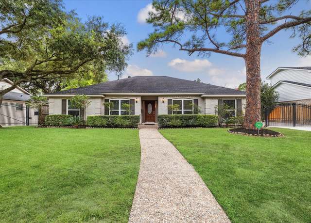 Property at 10211 Olympia Dr, Houston, TX 77042, 4 beds, 2.5 baths
