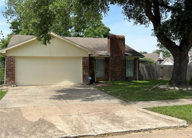 Property at 18506 Lippizaner Dr, Cypress, TX 77433, 3 beds, 2 baths
