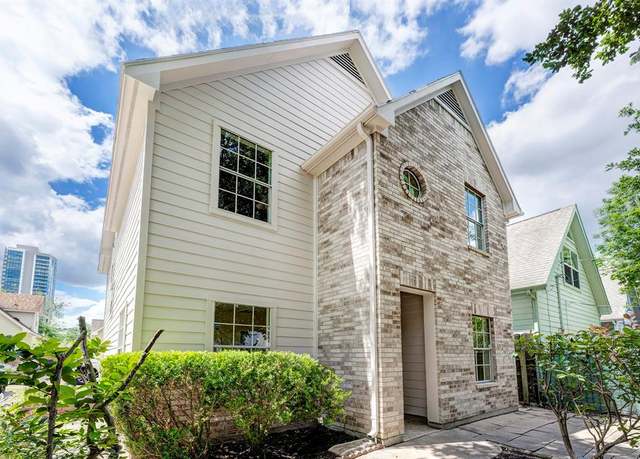 Property at 2802 Austin St, Houston, TX 77004, 4 beds, 2 baths