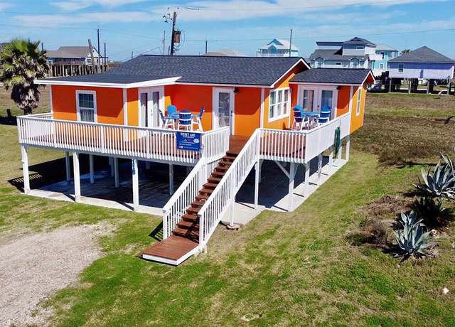 Property at 118 Sandpiper Ave, Surfside Beach, TX 77541, 3 beds, 2 baths