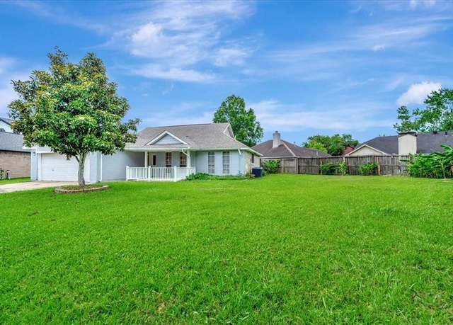 Property at 11710 Brettwood Cir, Houston, TX 77089, 3 beds, 2 baths