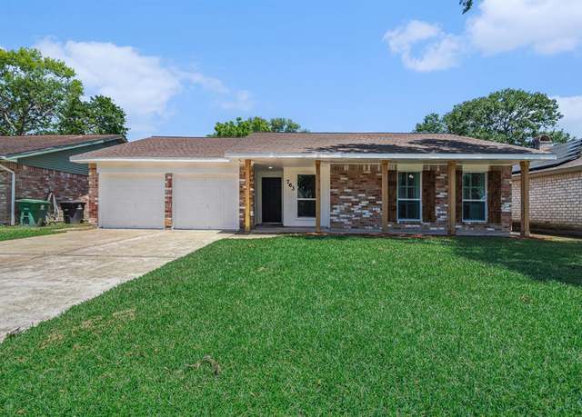 Property at 763 Voyager Dr, Houston, TX 77062, 3 beds, 2 baths