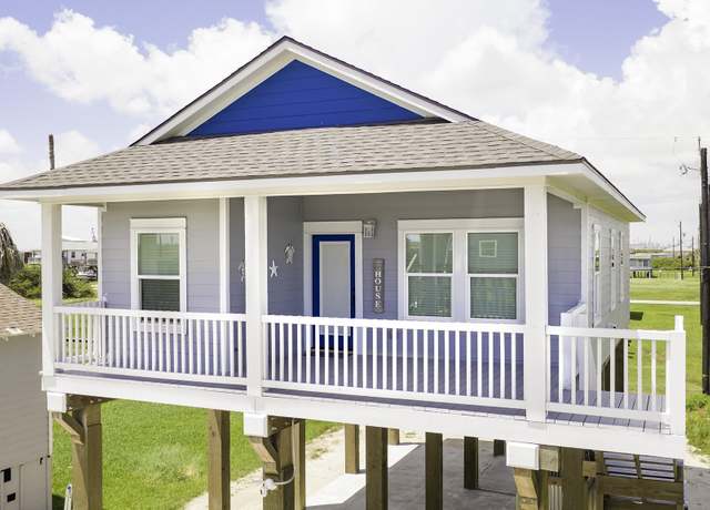Property at 1014 Fort Velasco Dr, Surfside Beach, TX 77541, 3 beds, 2 baths