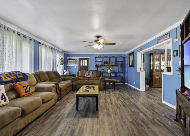 Property at 178 Inwood Dr, Livingston, TX 77351, 4 beds, 2 baths