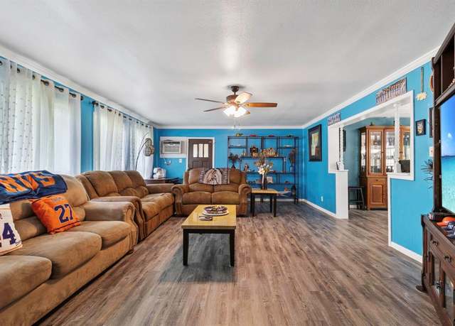 Property at 178 Inwood Dr, Livingston, TX 77351, 4 beds, 2 baths