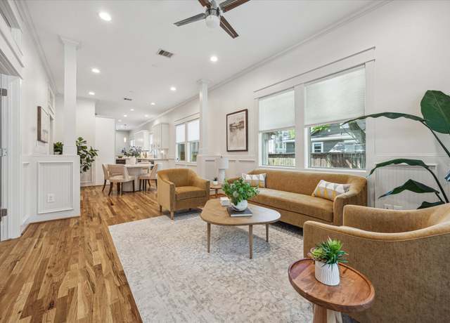 Property at 1833 Tabor St, Houston, TX 77009, 3 beds, 2 baths