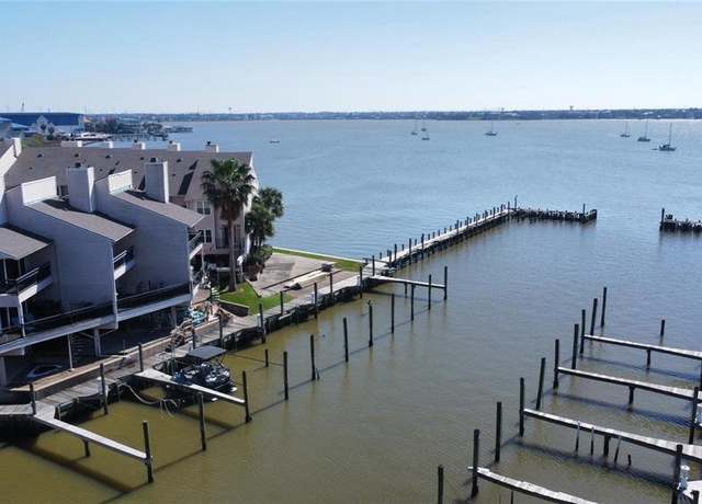 Property at 3663 Nasa Pkwy #601, Seabrook, TX 77586, 2 beds, 2.5 baths
