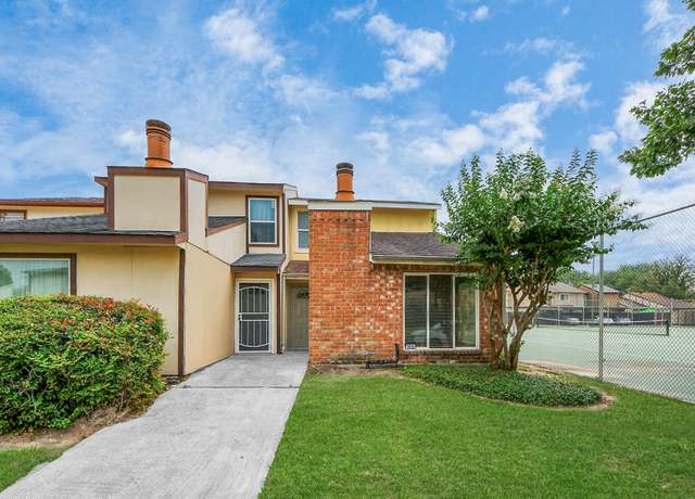 Property at 7836 Bateman Ln #7836, Houston, TX 77088, 3 beds, 2.5 baths