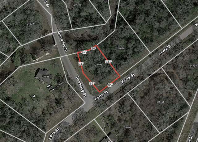 Property at 24496 Kerry St, Hempstead, TX 77445