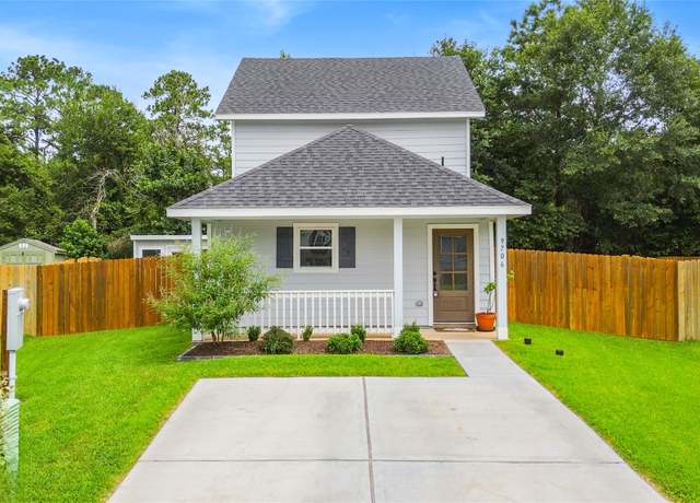 Property at 9706 Marie Village Ct, Conroe, TX 77306, 3 beds, 2 baths