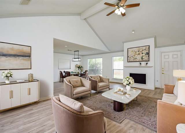 Property at 3926 Summit Valley Dr, Houston, TX 77082, 3 beds, 2 baths