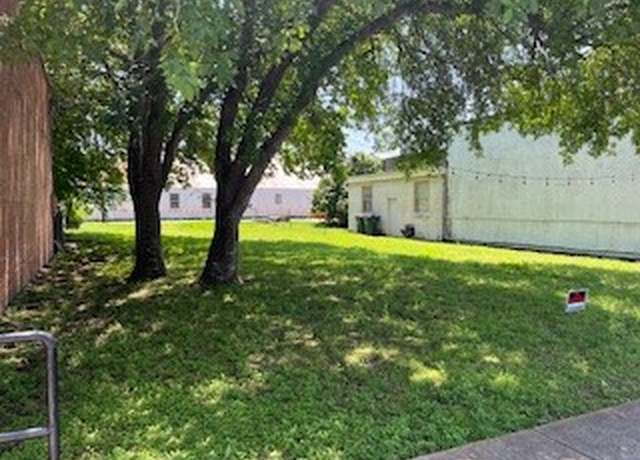 Property at 108 SE Main St S, Flatonia, TX 78941