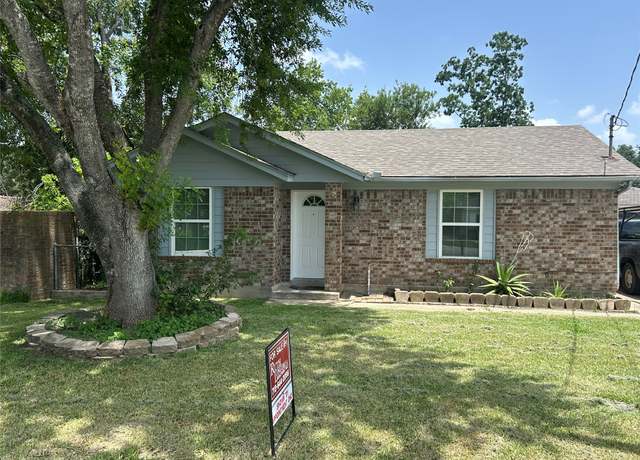 Property at 9119 Edgebrook St, Houston, TX 77075, 3 beds, 2 baths