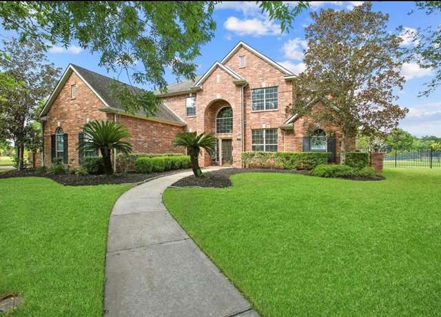 Property at 31 Hope Farm Rd, Missouri City, TX 77459, 6 beds, 4 baths