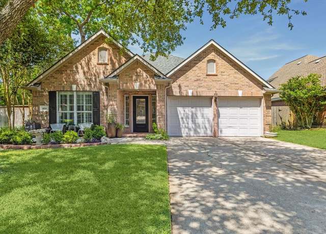 Property at 8514 Babbling Brook Ct, Sugar Land, TX 77479, 3 beds, 2 baths
