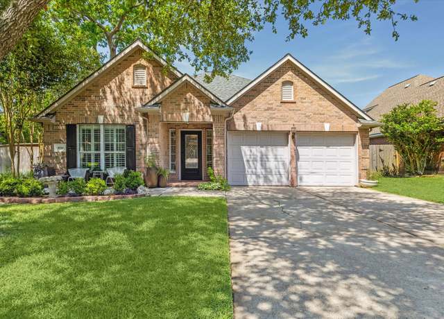 Property at 8514 Babbling Brook Ct, Sugar Land, TX 77479, 3 beds, 2 baths