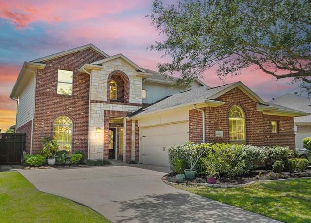 Property at 27247 Buffalo Hills Ln, Fulshear, TX 77441, 4 beds, 3.5 baths