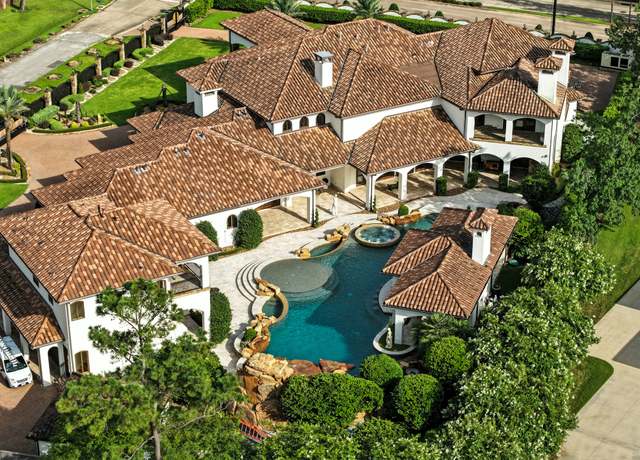Property at 701 W Friar Tuck Ln, Houston, TX 77024, 5 beds, 8.5 baths