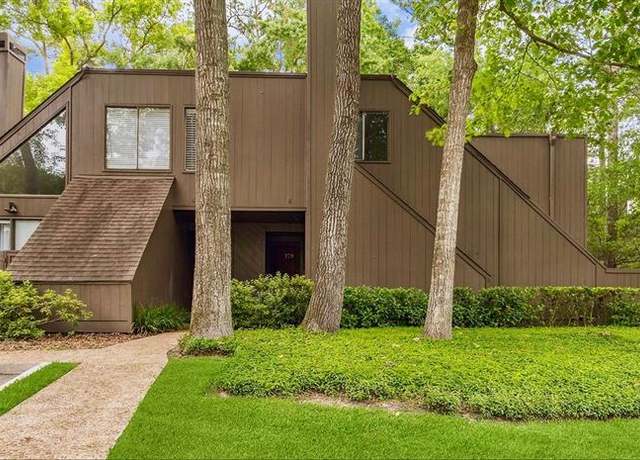 Property at 179 Litchfield Ln, Houston, TX 77024, 2 beds, 2.5 baths