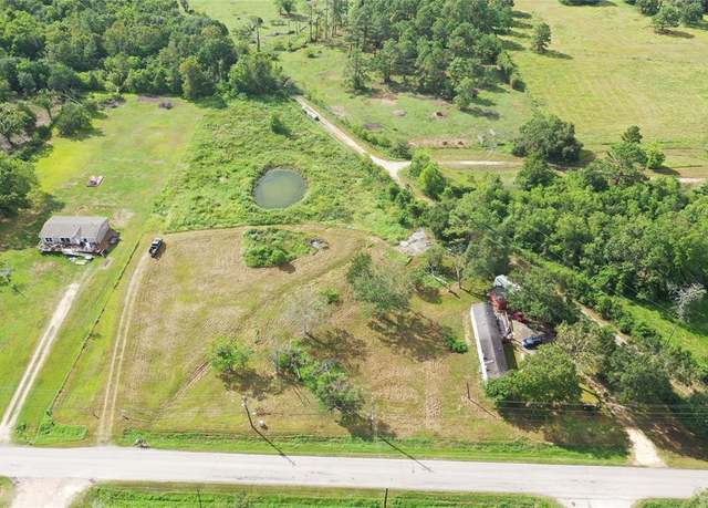 Property at 7116 County Road 171, Alvin, TX 77511, 3 beds, 2 baths