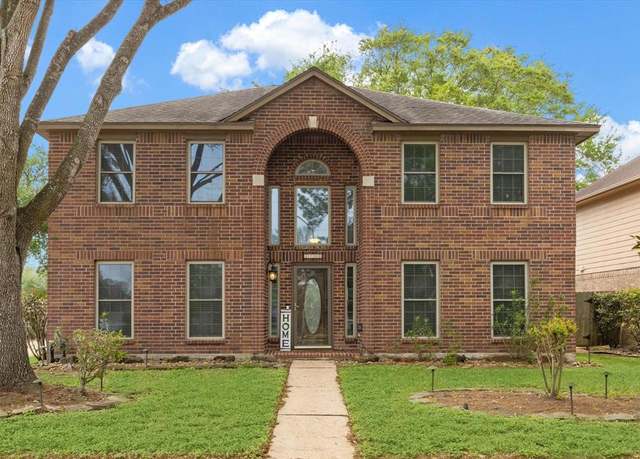 Property at 2709 Potomac Dr, League City, TX 77573, 4 beds, 2.5 baths