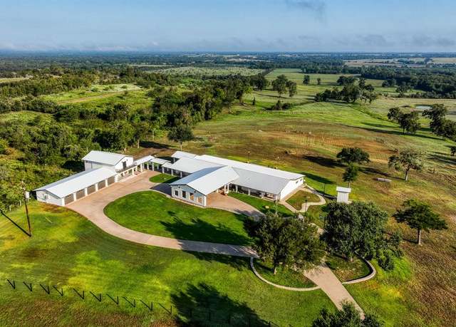 Property at 2945-B FM 3090 Rd, Navasota, TX 77868, 3 beds, 2.5 baths