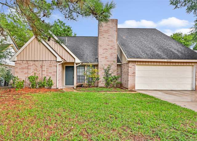 Property at 4719 Silver Frost Dr, Houston, TX 77066, 4 beds, 2.5 baths