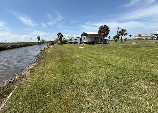 Property at 1283 N Monkhouse Dr, Port Bolivar, TX 77650
